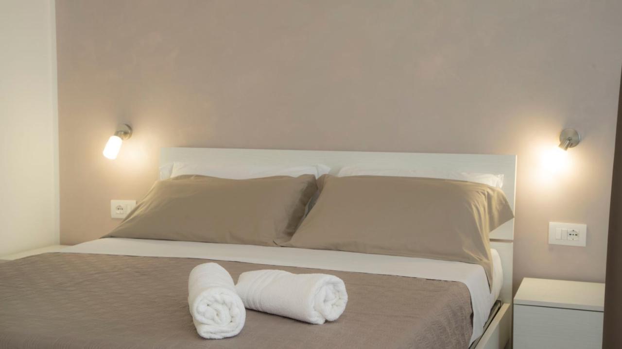 I Suoni Del Mare Apartment Porto San Giorgio Bagian luar foto