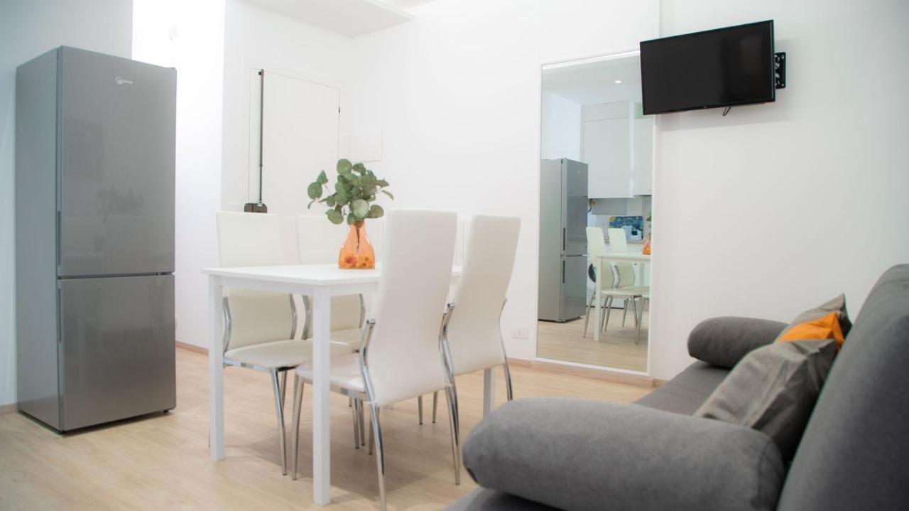 I Suoni Del Mare Apartment Porto San Giorgio Bagian luar foto